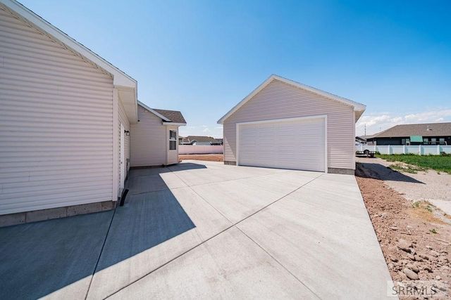 3149 Bergeson Drive, Ammon, ID 83401