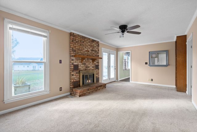 290 Andrew Jackson Dr, Clarksville, TN 37043