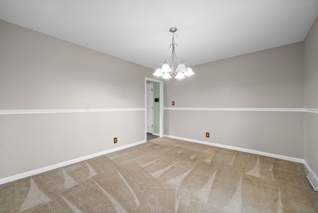 290 Andrew Jackson Dr, Clarksville, TN 37043