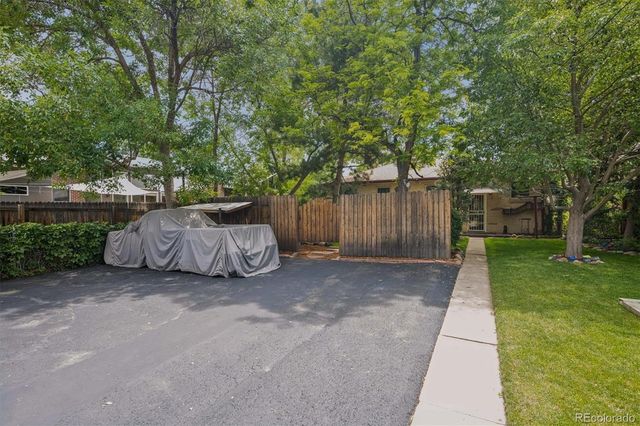 2835 Dahlia Street, Denver, CO 80207