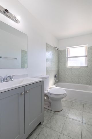 3218 Coral Ridge Drive 3218, Coral Springs, FL 33071