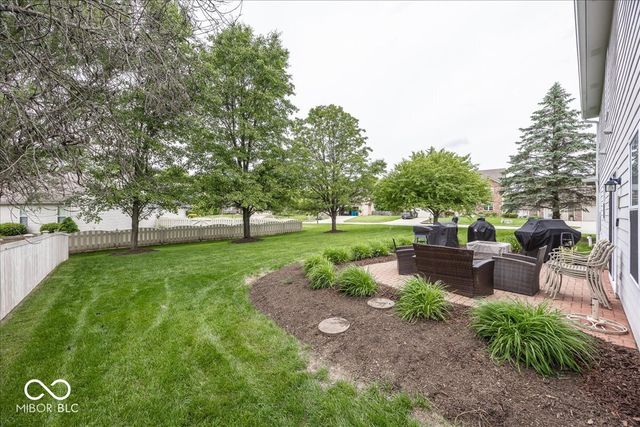 18287 Kinder Oak Drive, Noblesville, IN 46062