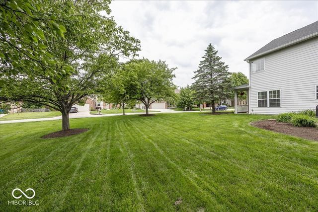 18287 Kinder Oak Drive, Noblesville, IN 46062