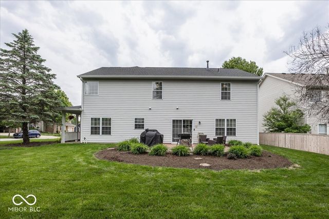 18287 Kinder Oak Drive, Noblesville, IN 46062