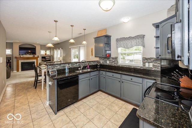 18287 Kinder Oak Drive, Noblesville, IN 46062