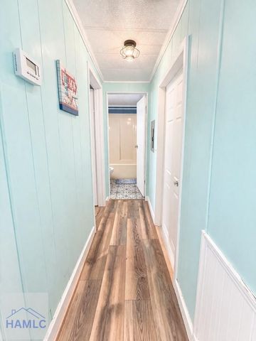 514 Walker Lane, Baxley, GA 31513