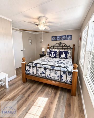 514 Walker Lane, Baxley, GA 31513