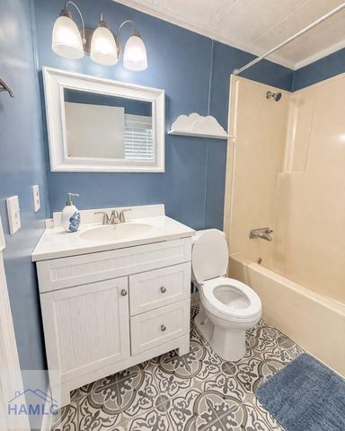 514 Walker Lane, Baxley, GA 31513