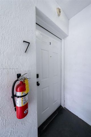 3417 NW 22nd Ave 7, Miami, FL 33142