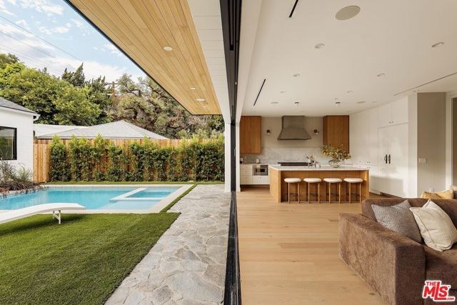 4607 Morse Avenue, Sherman Oaks, CA 91423