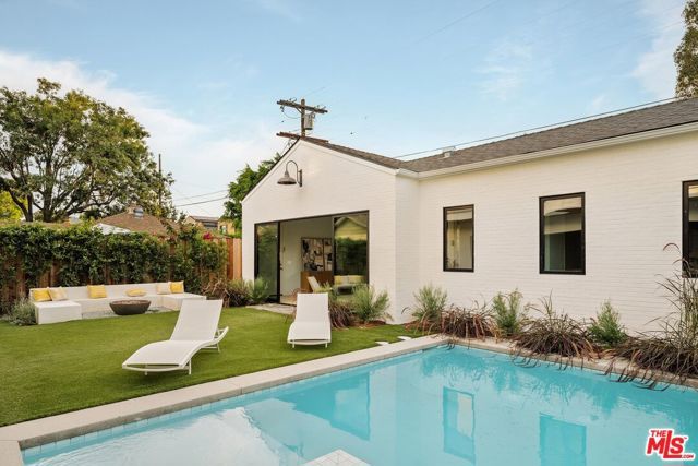 4607 Morse Avenue, Sherman Oaks, CA 91423