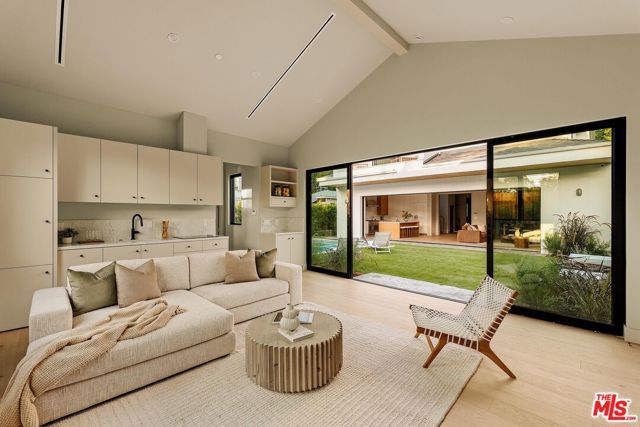 4607 Morse Avenue, Sherman Oaks, CA 91423