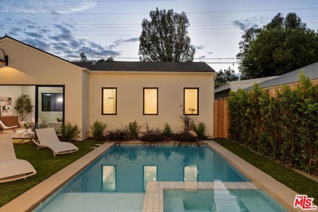 4607 Morse Avenue, Sherman Oaks, CA 91423