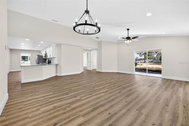 37706 DIXIE AVENUE, Dade City, FL 33525