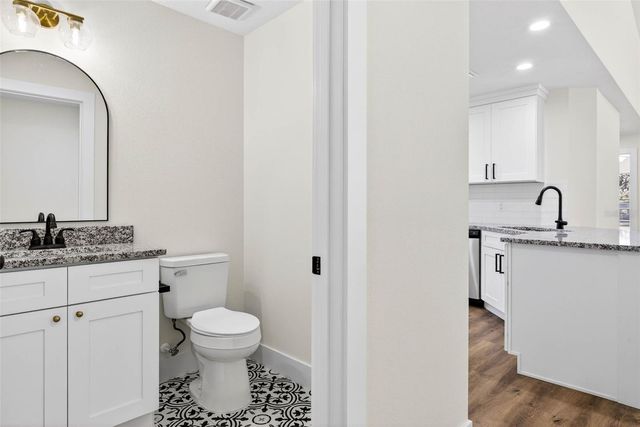 37706 DIXIE AVENUE, Dade City, FL 33525