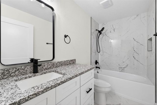 37706 DIXIE AVENUE, Dade City, FL 33525