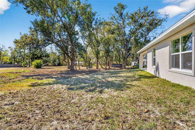 37706 DIXIE AVENUE, Dade City, FL 33525