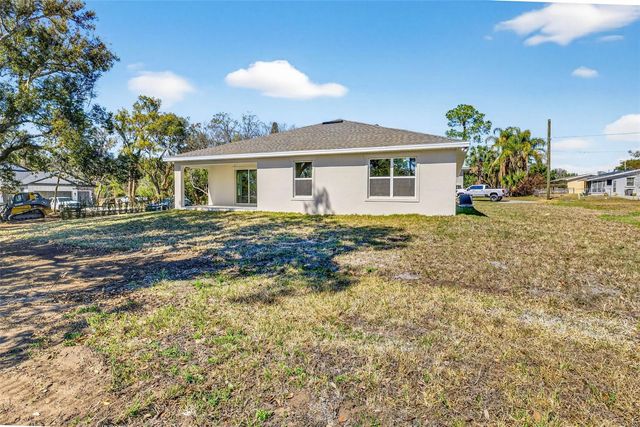 37706 DIXIE AVENUE, Dade City, FL 33525