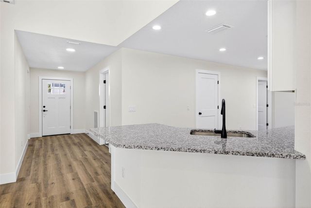 37706 DIXIE AVENUE, Dade City, FL 33525