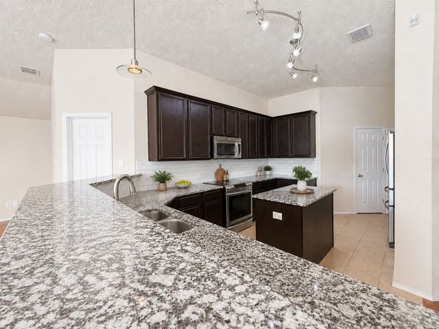 6514 Autumnwood Drive, Frisco, TX 75035