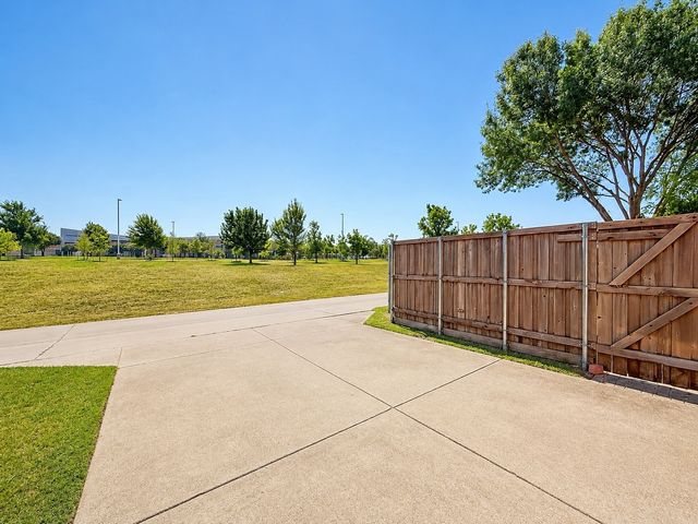 6514 Autumnwood Drive, Frisco, TX 75035