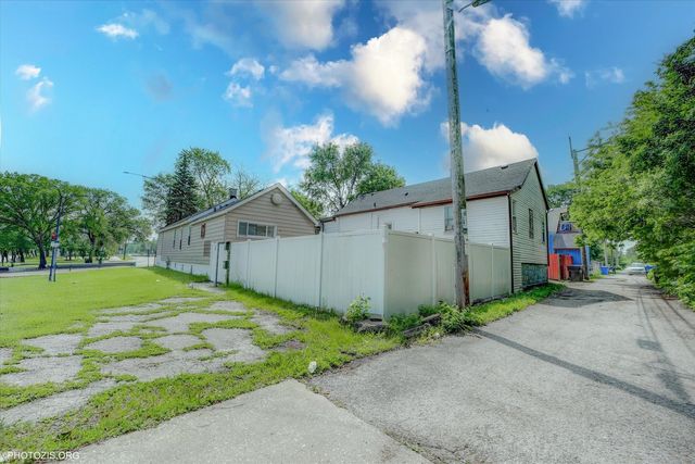 10002 S Torrence Avenue, Chicago, IL 60617