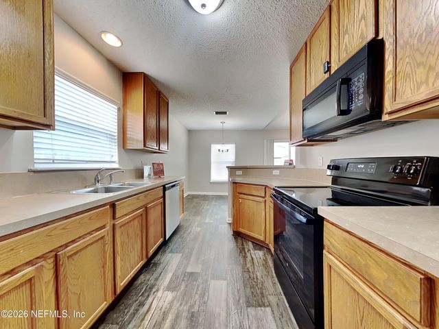 6463 SILK LEAF Lane, Jacksonville, FL 32244