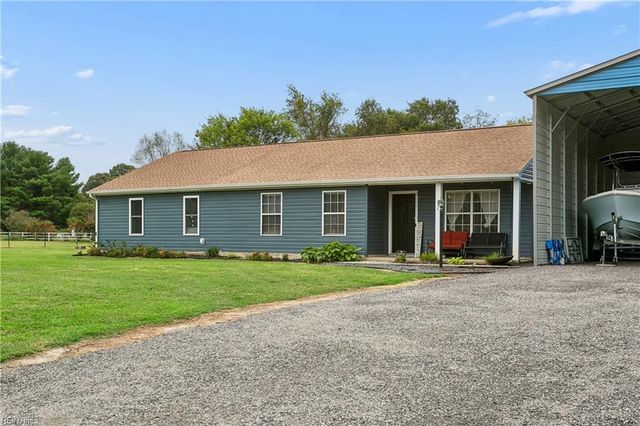 6824 Michael LN, Hayes, VA 23072