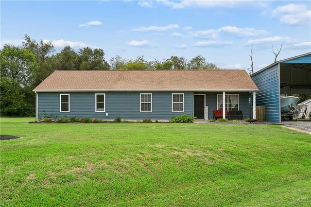 6824 Michael LN, Hayes, VA 23072