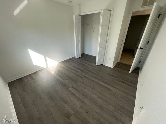 1237 Chrysler ST, Lehigh Acres, FL 33974