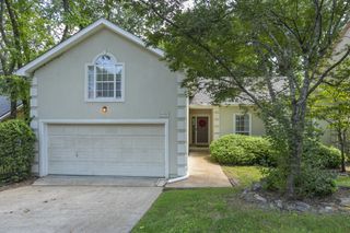 1004 Elmshade Ln, Nashville, TN 37211