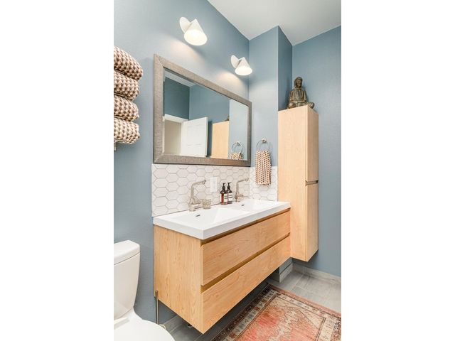 2215 20th St, Boulder, CO 80302