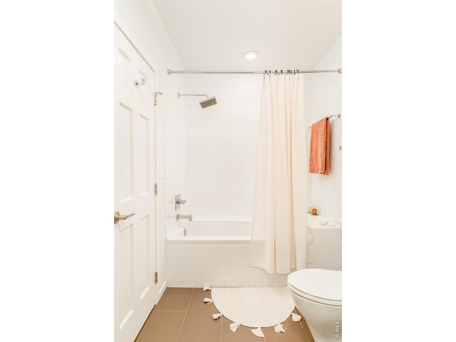 2215 20th St, Boulder, CO 80302