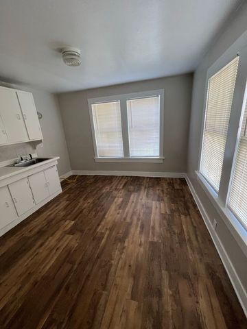 609 EN 15th Street B, Abilene, TX 79601