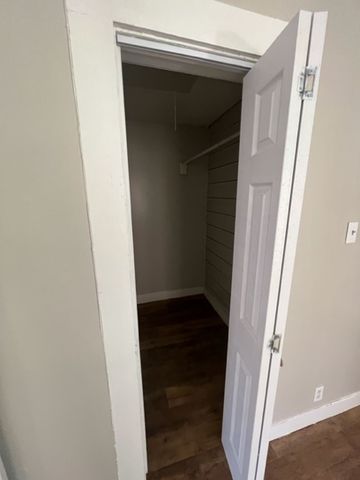609 EN 15th Street B, Abilene, TX 79601