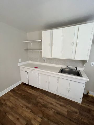 609 EN 15th Street B, Abilene, TX 79601