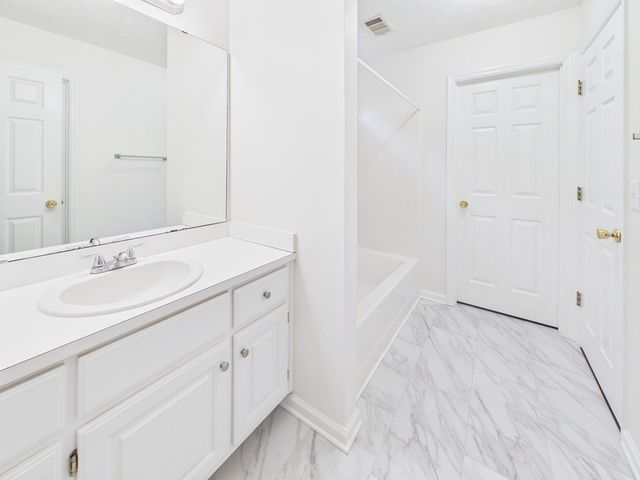 1002 Martin Road, Hamilton, GA 31811