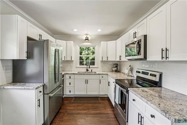 156 Diane Drive SE, Smyrna, GA 30082