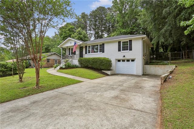 156 Diane Drive SE, Smyrna, GA 30082