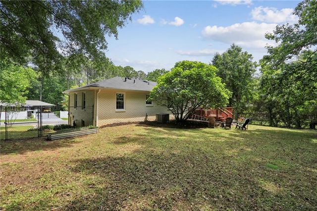 156 Diane Drive SE, Smyrna, GA 30082