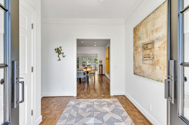 204 Longwood Ct, Nashville, TN 37215