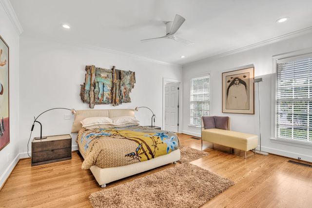 204 Longwood Ct, Nashville, TN 37215