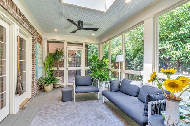 204 Longwood Ct, Nashville, TN 37215