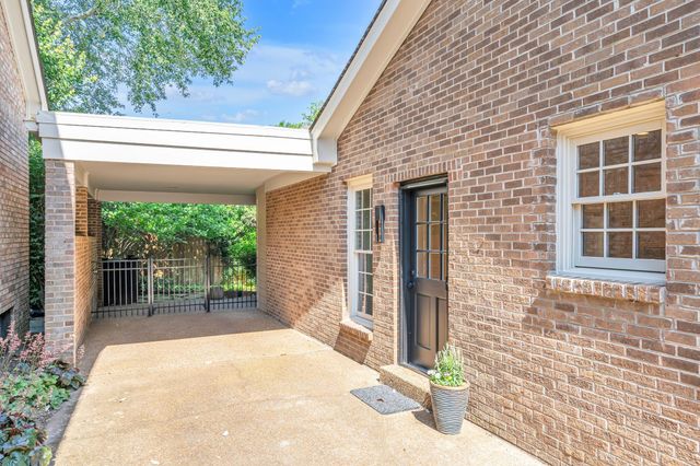 204 Longwood Ct, Nashville, TN 37215