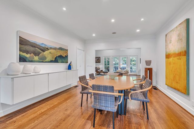 204 Longwood Ct, Nashville, TN 37215