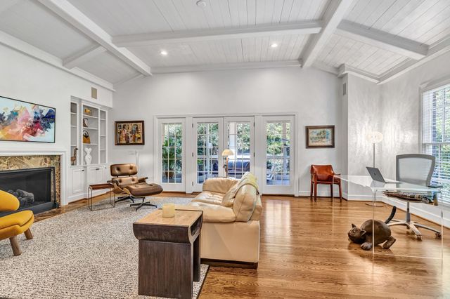 204 Longwood Ct, Nashville, TN 37215