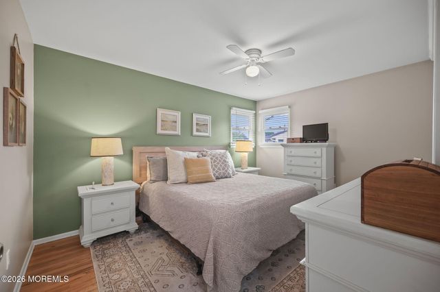72 Wynnewood Court, Freehold, NJ 07728