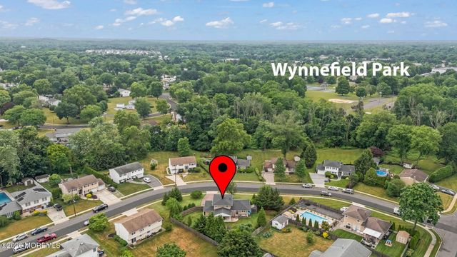 72 Wynnewood Court, Freehold, NJ 07728
