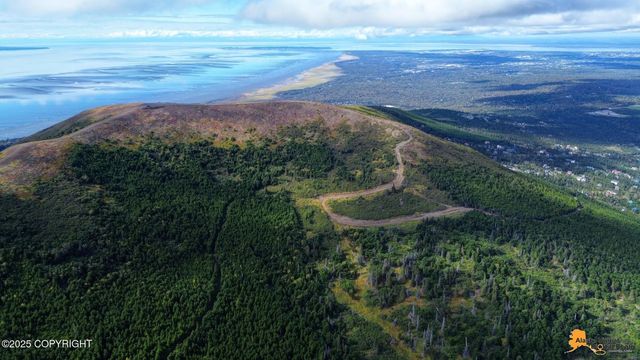 7690 Big Mountain Drive, Anchorage, AK 99516