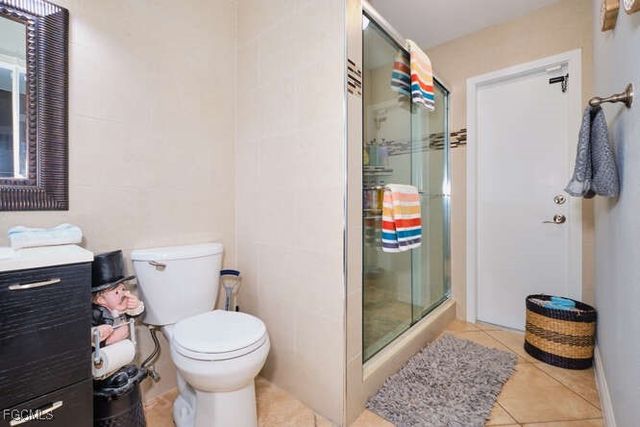 27 NE 11th PL, Cape Coral, FL 33909